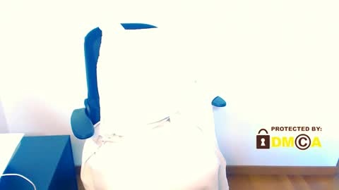 Snapshot of kay_ts chatting on 02-11-25, 11:10 Kay online show from 02-11-25, 11:10