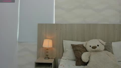   online show from 10-20-25, 11:32