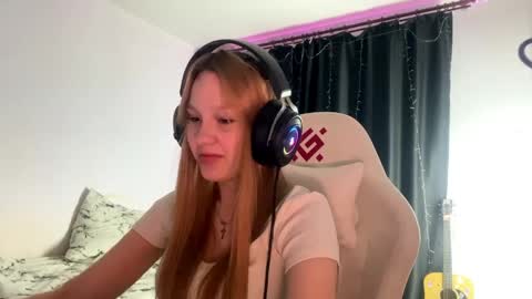 Amia online show from 04-15-26, 07:58