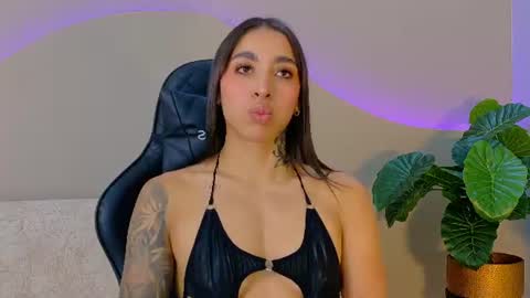KAYLA BATISTA online show from 06-26-26, 08:46
