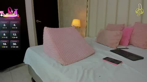 kayladavies_ online show from 06-24-26, 08:08