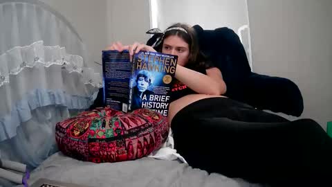 Snapshot of kaylaelizabeth97 chatting on 05-18-26, 06:58 kaylaelizabeth97 online show from 05-18-26, 06:58