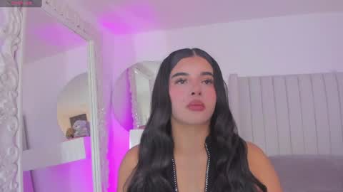 Snapshot of kaylarossi chatting on 07-23-26, 05:11 Kayla online show from 07-23-26, 05:11