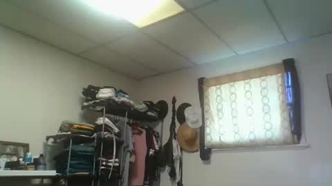 kaylee kakes online show from 10-20-25, 04:51