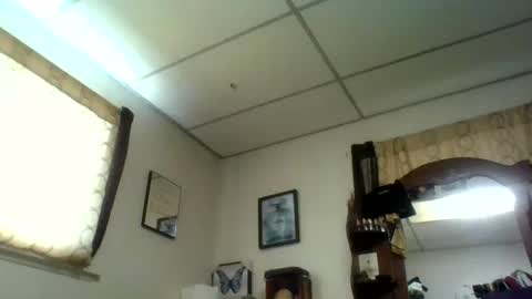 kaylee kakes online show from 11-17-25, 02:56