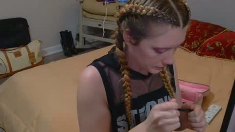 kaylee kakes online show from 06-20-26, 08:33