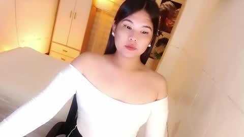 Y O U R        F U T U R E       K A Y L E E  online show from 11-10-25, 06:01