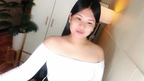 Y O U R        F U T U R E       K A Y L E E  online show from 01-10-26, 06:26