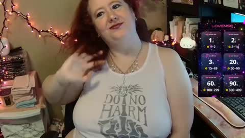 Snapshot of kayleesweetwillow chatting on 09-09-25, 03:44 Kaylee SweetWillow online show from 09-09-25, 03:44