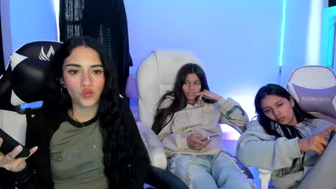 kaylie online show from 03-04-25, 10:05