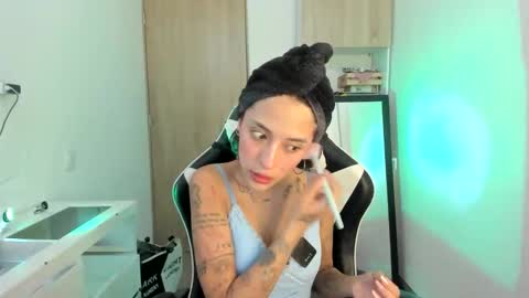 kaylie online show from 04-08-26, 06:30