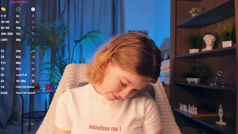 Hi Im Arina 3 online show from 09-13-25, 09:25