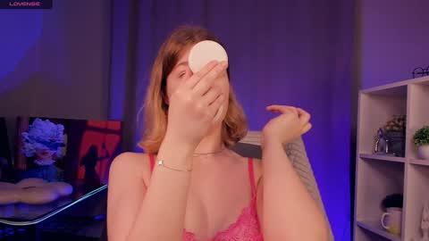 Hi Im Arina 3 online show from 11-05-25, 06:35