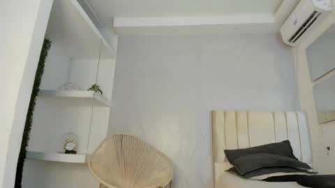 Snapshot of kayna_gomez chatting on 05-10-26, 05:29 Kayna online show from 05-10-26, 05:29