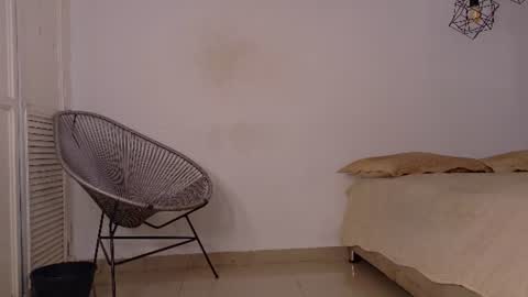 Snapshot of kayna_gomez chatting on 06-13-26, 07:23 Kayna online show from 06-13-26, 07:23