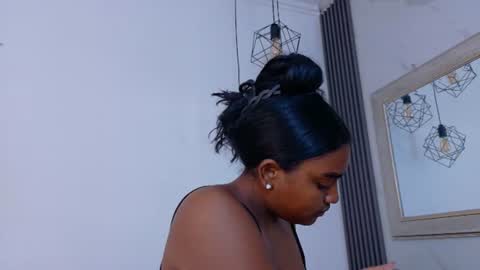 Snapshot of kayna_gomez chatting on 06-14-26, 07:16 Kayna online show from 06-14-26, 07:16