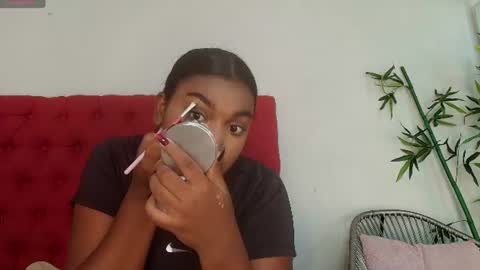 Snapshot of kayna_gomez chatting on 07-22-26, 07:05 Kayna online show from 07-22-26, 07:05