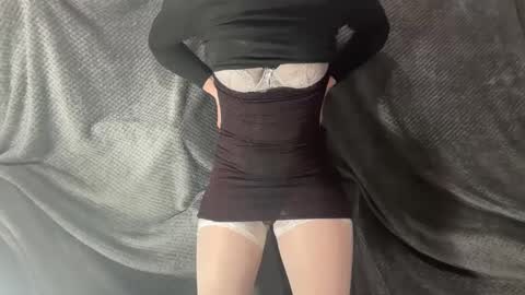 Snapshot of kayorkatie chatting on 02-12-25, 02:32 katie online show from 02-12-25, 02:32