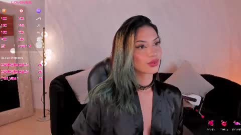 Kay online show from 06-25-26, 05:12