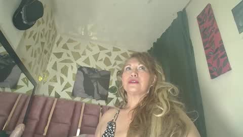 Snapshot of kazsandrah chatting on 09-14-25, 05:23 KAZSANDRAH online show from 09-14-25, 05:23