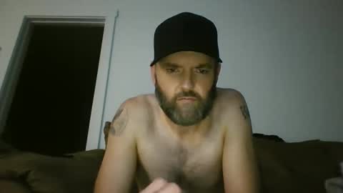 Snapshot of kbiz23 chatting on 11-16-25, 11:32 kbiz23 online show from 11-16-25, 11:32