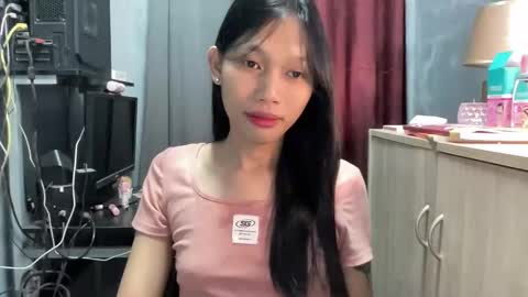 Its me Cora online show from 11-09-25, 05:17