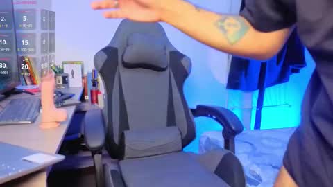 Alfred - INDEPENDIENT MODEL online show from 03-29-26, 06:13