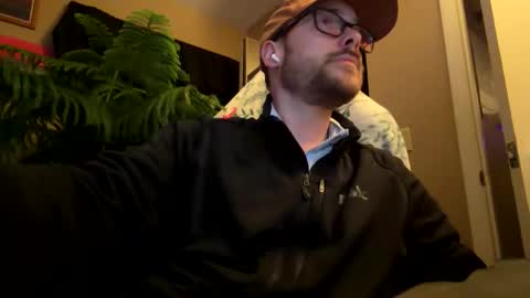 Snapshot of keegancheese chatting on 02-23-26, 01:14 Tom online show from 02-23-26, 01:14