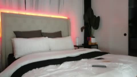 Keelie xx online show from 07-10-26, 10:07