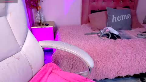    online show from 05-27-26, 03:25