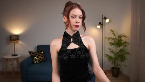 Snapshot of keira_knight chatting on 01-10-25, 09:42 keira_knight online show from 01-10-25, 09:42