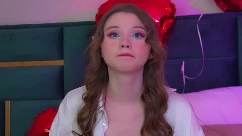 Keira online show from 02-15-26, 08:02