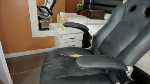 keisy_sanchez online show from 11-26-25, 11:00