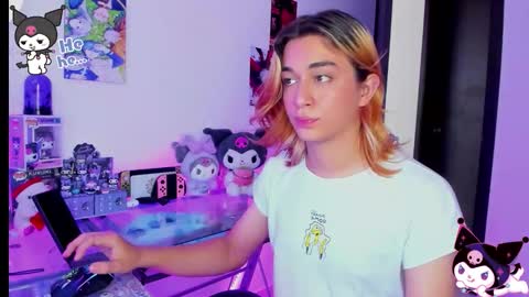 Keita moon online show from 11-06-25, 08:43