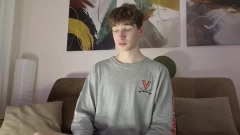 Snapshot of keithcozart1337 chatting on 10-24-25, 04:25 Mark online show from 10-24-25, 04:25