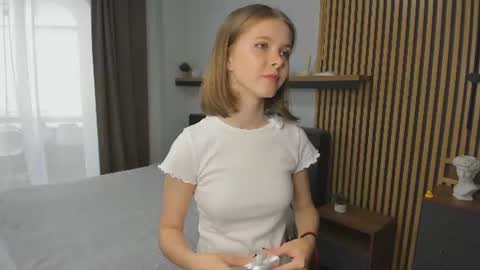 Ashley online show from 07-30-26, 08:46