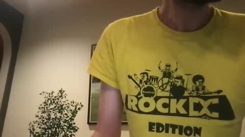 Snapshot of kelkun2828 chatting on 09-13-25, 03:45 kelkun2828 online show from 09-13-25, 03:45