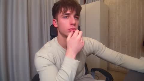 Snapshot of kellenwest chatting on 01-12-26, 11:15 KellenWest online show from 01-12-26, 11:15