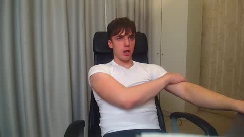 Snapshot of kellenwest chatting on 01-13-26, 11:26 KellenWest online show from 01-13-26, 11:26