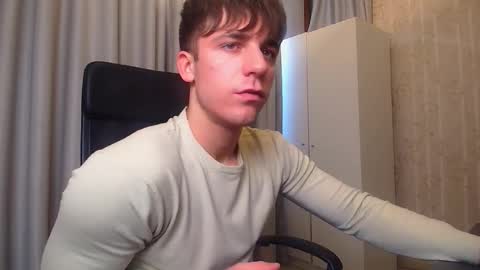 Snapshot of kellenwest chatting on 01-15-26, 10:20 KellenWest online show from 01-15-26, 10:20