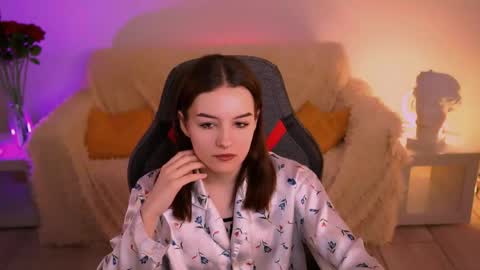 kelliebanshe online show from 04-26-26, 04:32