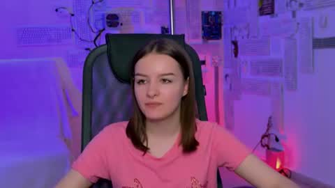 Snapshot of kelliebanshe chatting on 06-15-26, 04:58 kelliebanshe online show from 06-15-26, 04:58