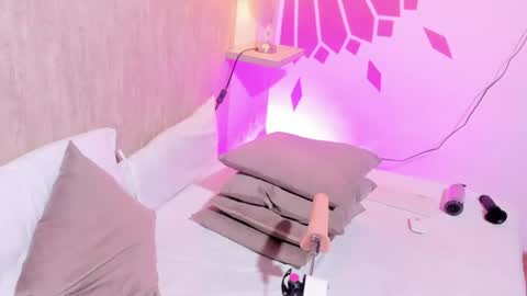 kelly_666 online show from 07-07-26, 06:47