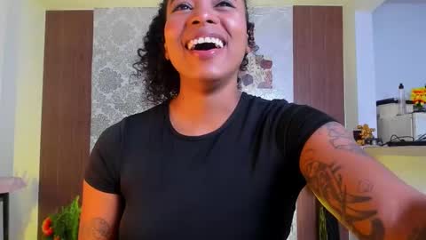 kelly__thomson online show from 11-06-25, 10:54