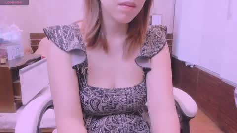 Snapshot of kelly_baby2005 chatting on 05-03-26, 02:50 Kelly online show from 05-03-26, 02:50