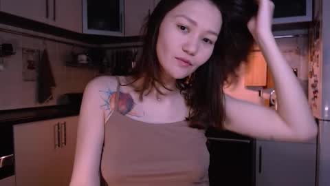 Snapshot of kelly_yon chatting on 11-27-25, 05:53 Kelly online show from 11-27-25, 05:53