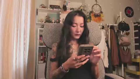 Leia online show from 07-25-26, 06:33