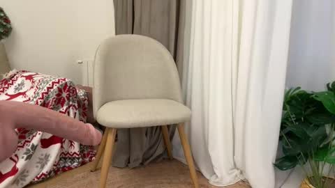 Kelly online show from 12-22-25, 01:41