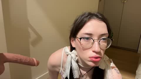 Kelly online show from 03-01-26, 05:37