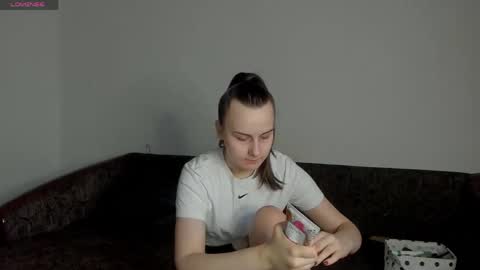 Im Kelly online show from 04-21-26, 02:45